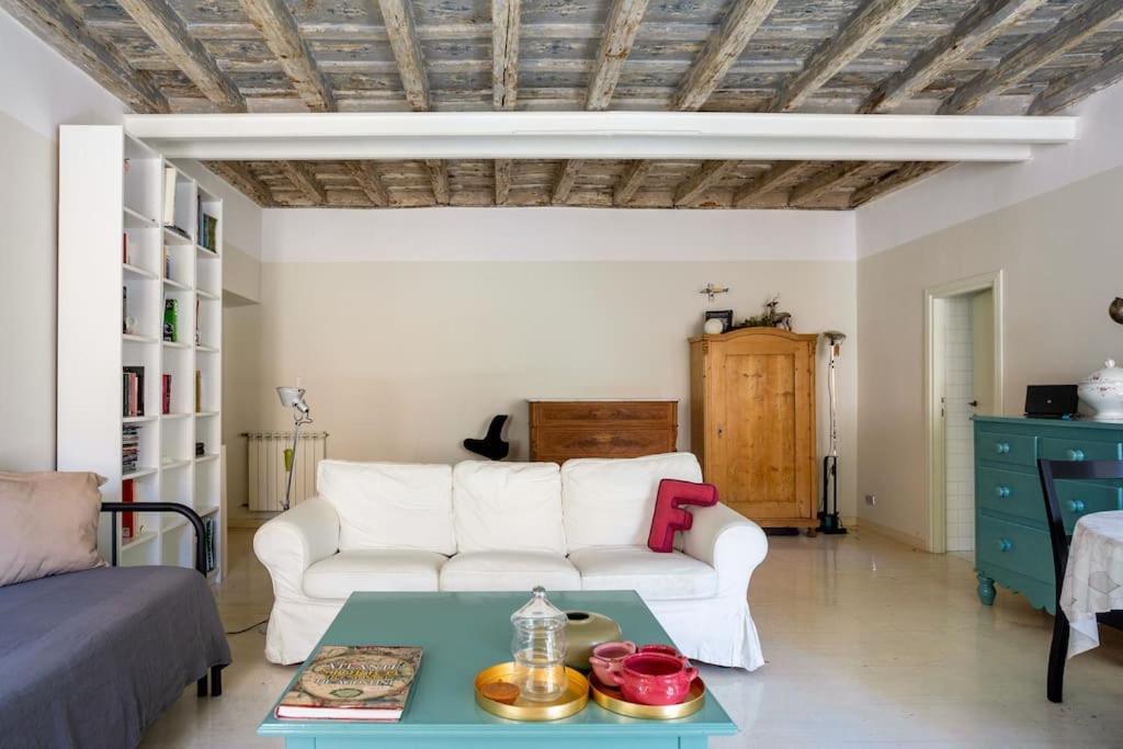 Best Authentic Apartment Monti 5 Mins From Colosseum Экстерьер фото