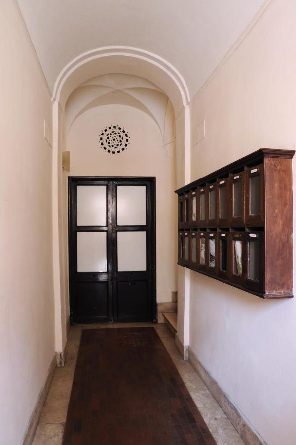 Best Authentic Apartment Monti 5 Mins From Colosseum Экстерьер фото